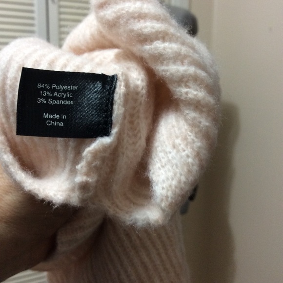 Lane Bryant cold shoulder sweater sz 26/28 - Picture 5 of 5